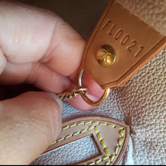 Authentic Louis Vuitton backet GM bag - Picture 3 of 4